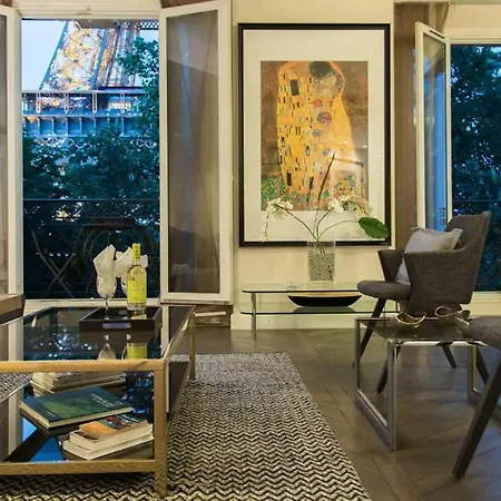 Appartement Magnificent Eiffel Tower *